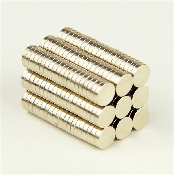 4mm dia x 1mm thick Powerful Disc Neodymium Magnet Small N35 Super Strong  Rare Earth Flat Thin Magnets Canada